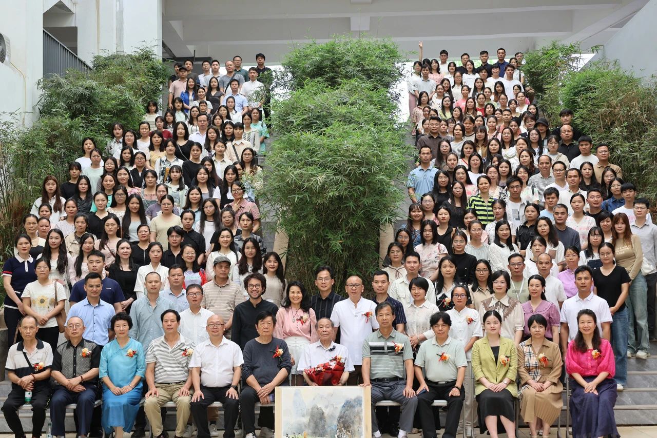 桂平市中小学美术教师水彩画专题培训活动暨大藤峡水彩画社成立仪式在我校顺利举行 丨 乐鱼官方注册·(中国)官方网站